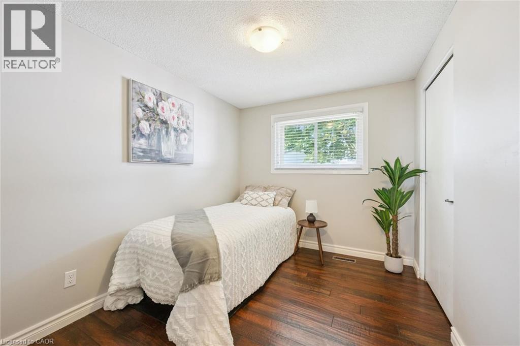 659 GLEN FORREST Boulevard - Image 20