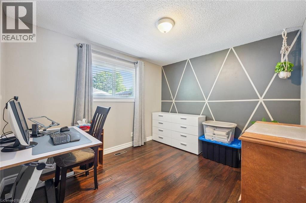 659 GLEN FORREST Boulevard - Image 21
