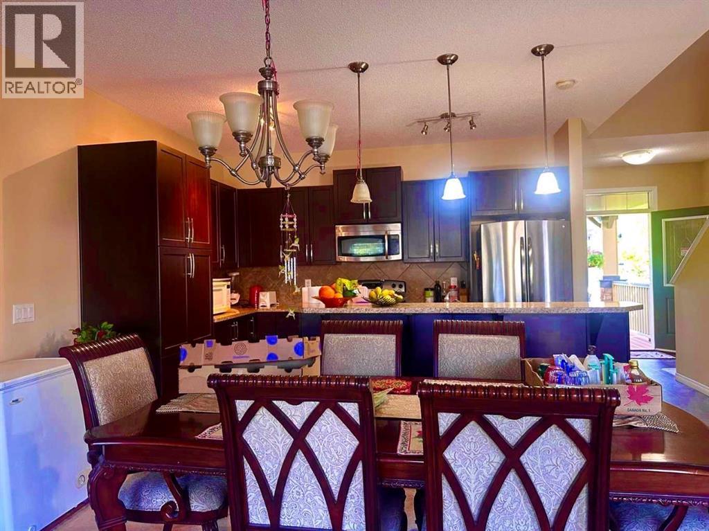 31 Skyview Springs Rise NE - 11