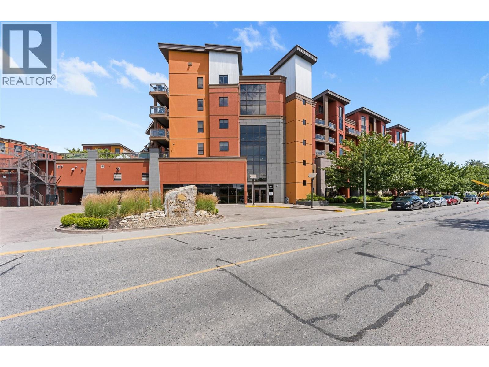 338 654 Cook Road, Kelowna