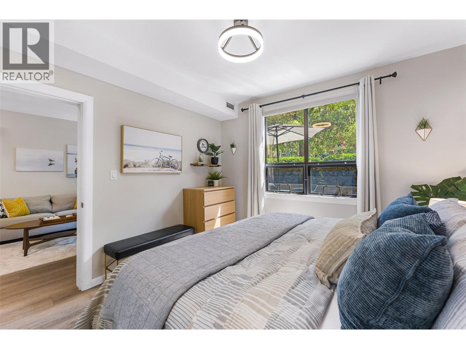 338 654 Cook Road, Kelowna