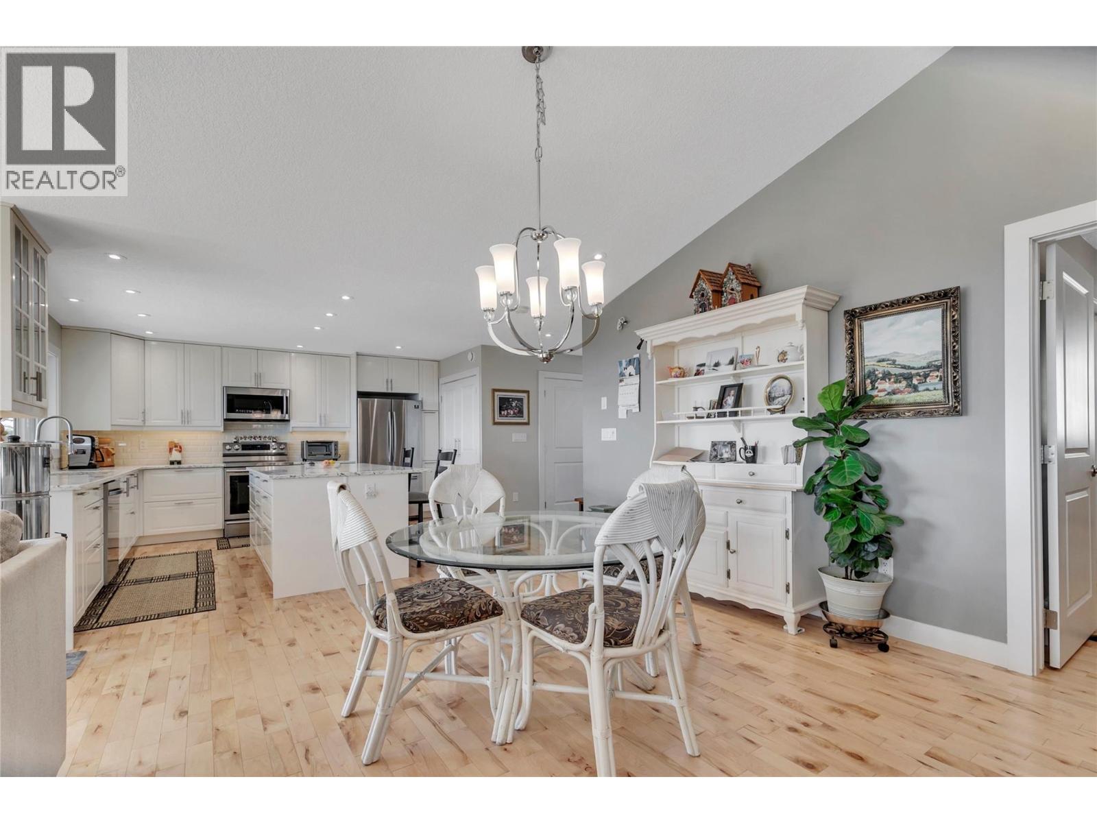 1415 WOLF WAY Road - 20