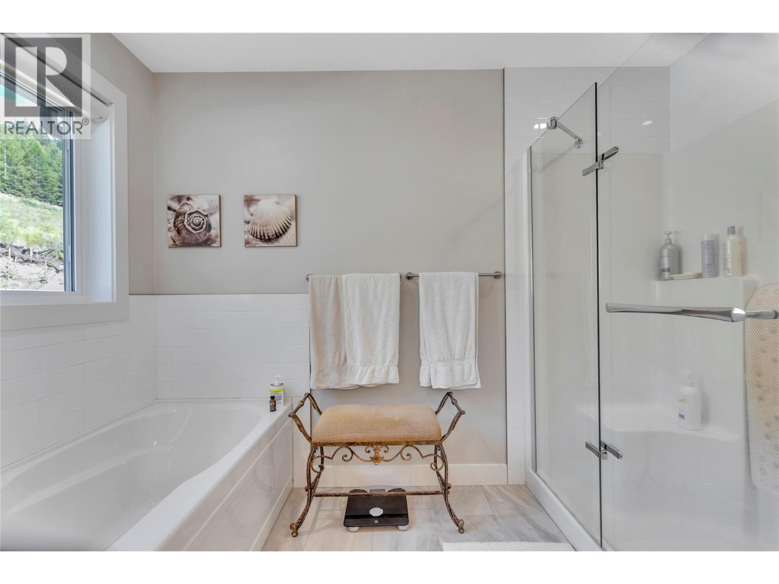 1415 WOLF WAY Road - 26