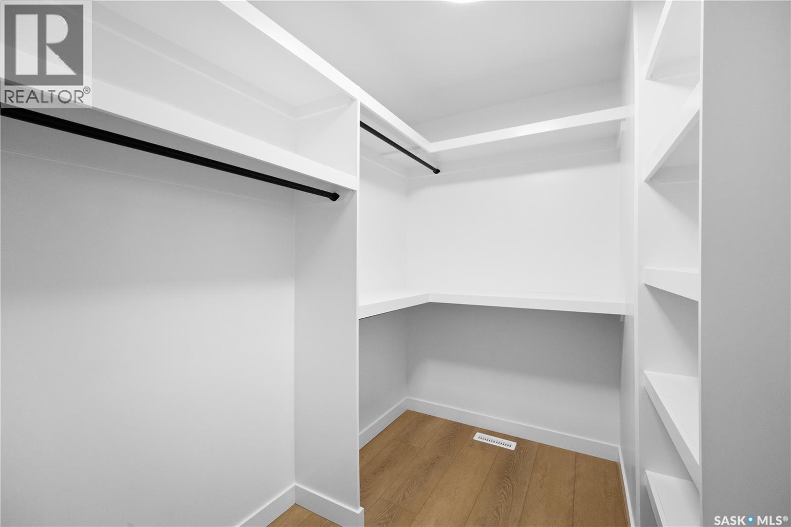 243 Leskiw LANE - 29