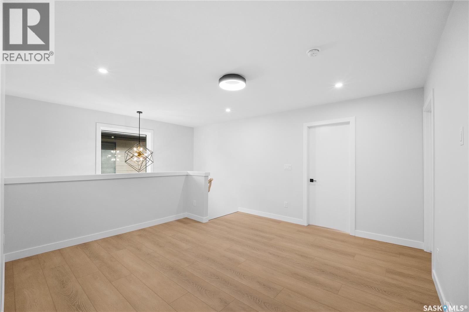 243 Leskiw LANE - 32