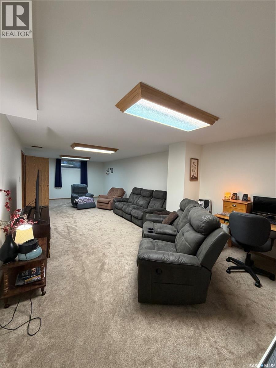 511 MacMillian STREET - Image 34