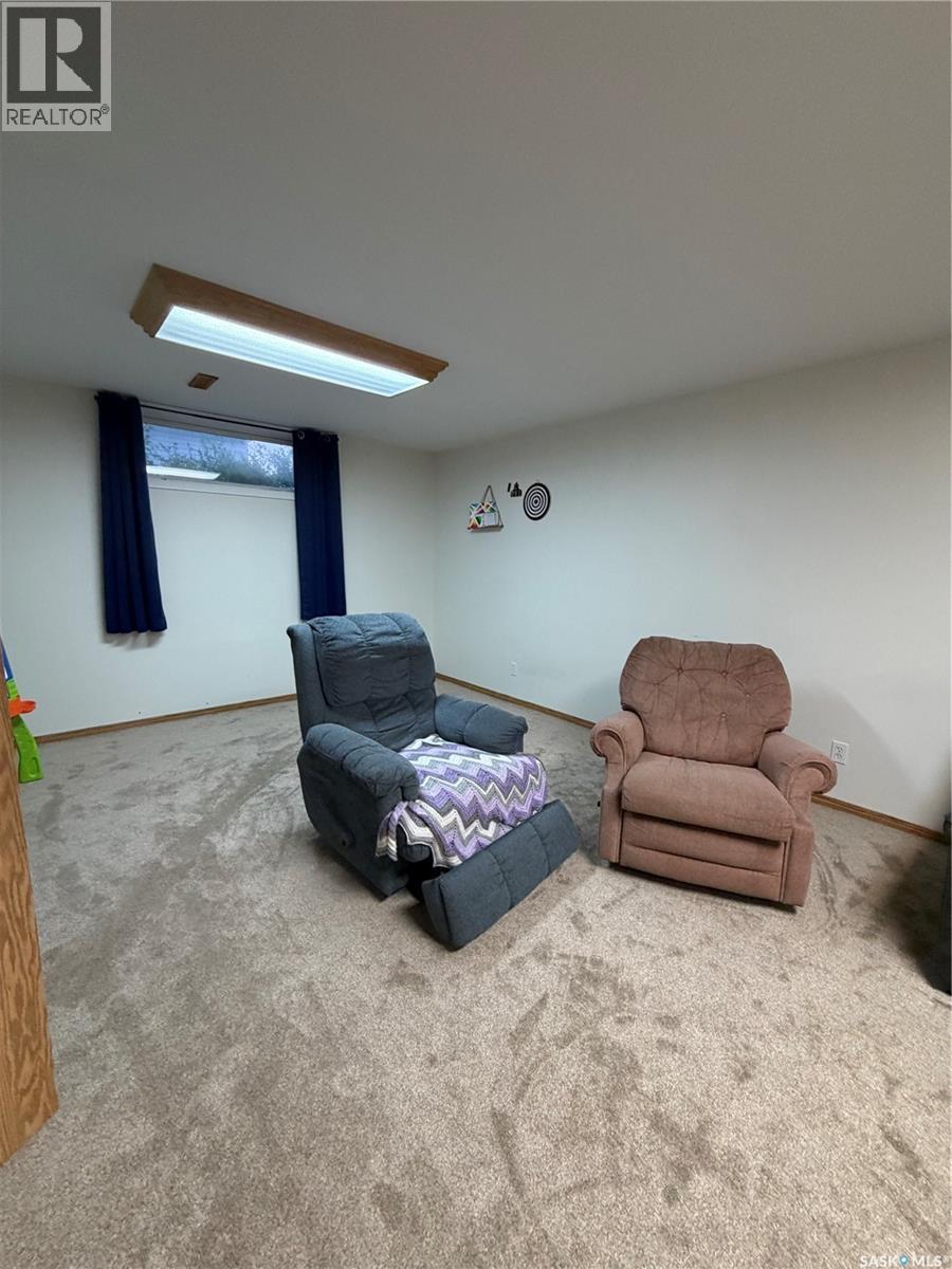 511 MacMillian STREET - Image 36