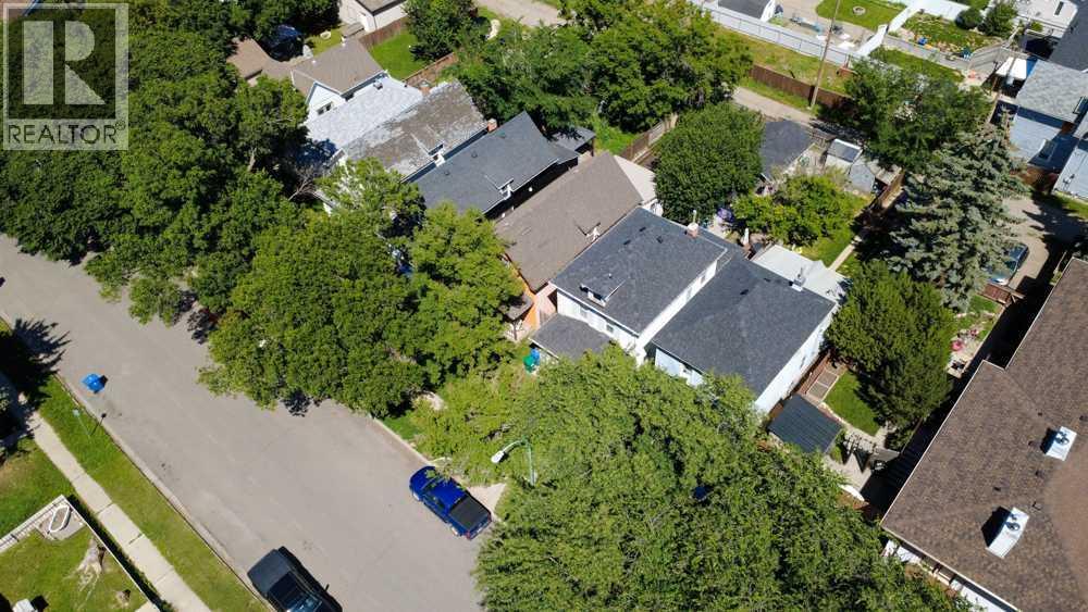 725 6 Street S - 45