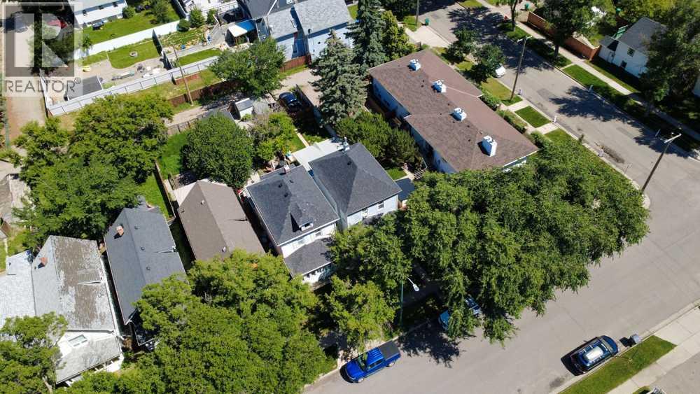 725 6 Street S - 47