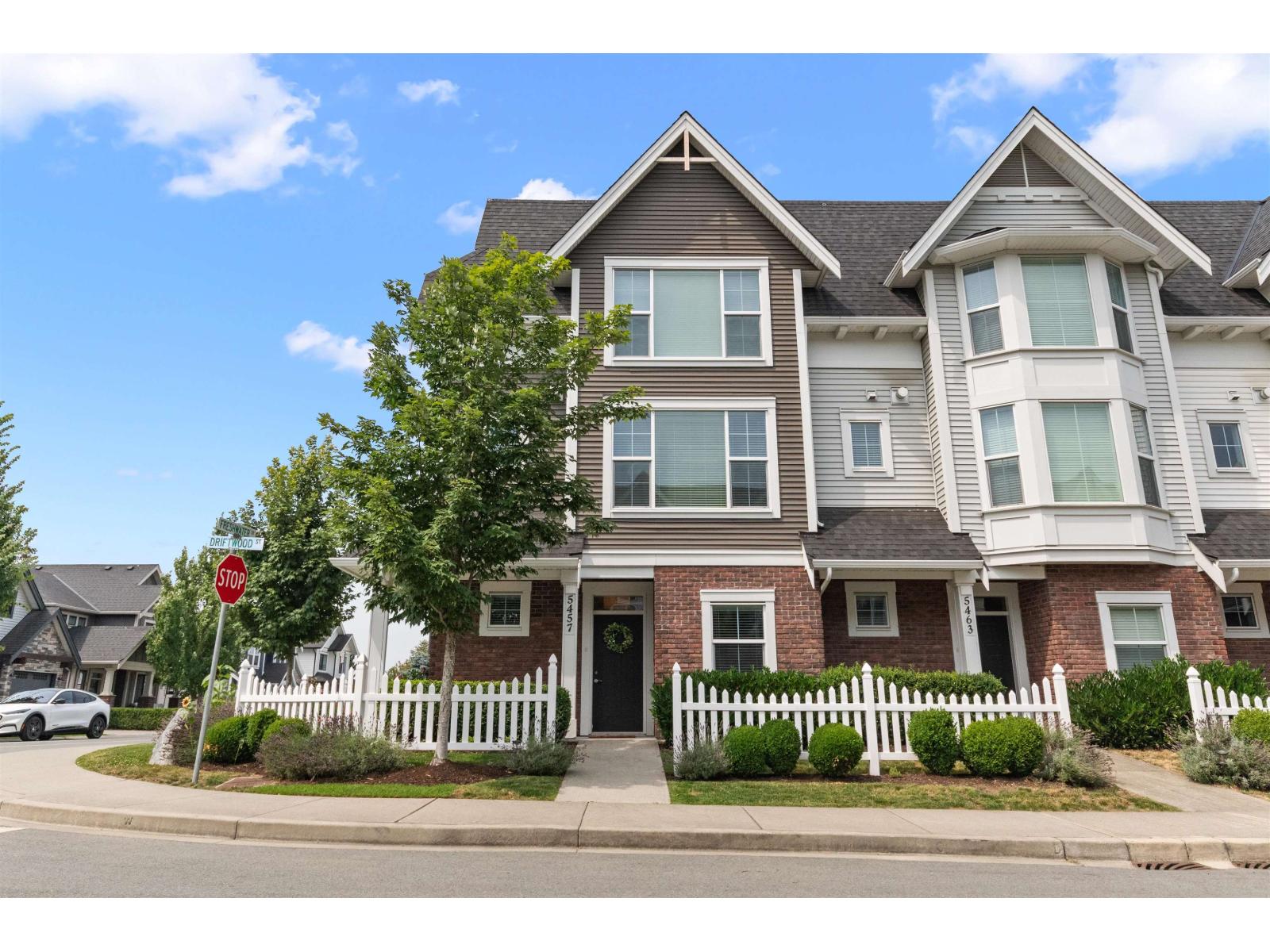 5457 DRIFTWOOD STREET, Sardis South