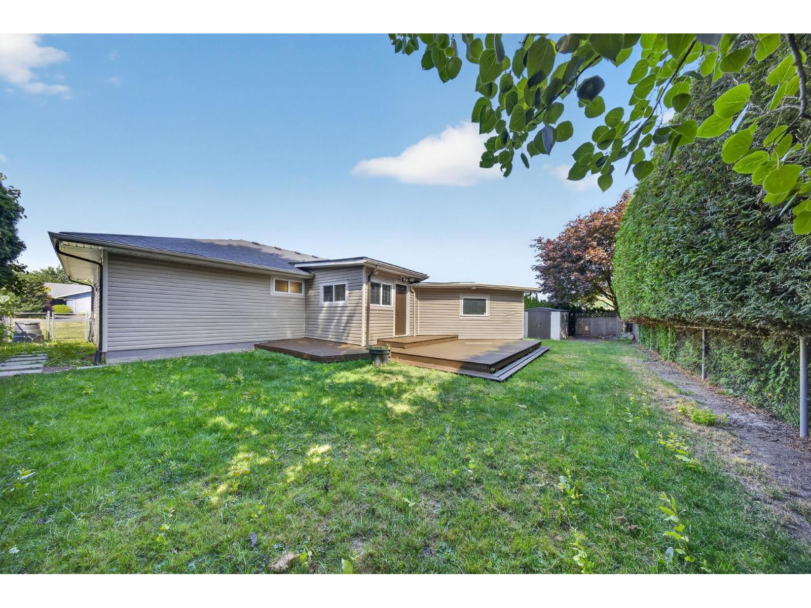 3 Bed, 1 Bath House for Sale in Chilliwack – 7194 ROCHESTER AVENUE, Sardis West Vedder, Chilliwack – MLS# R3148461 - Image 33