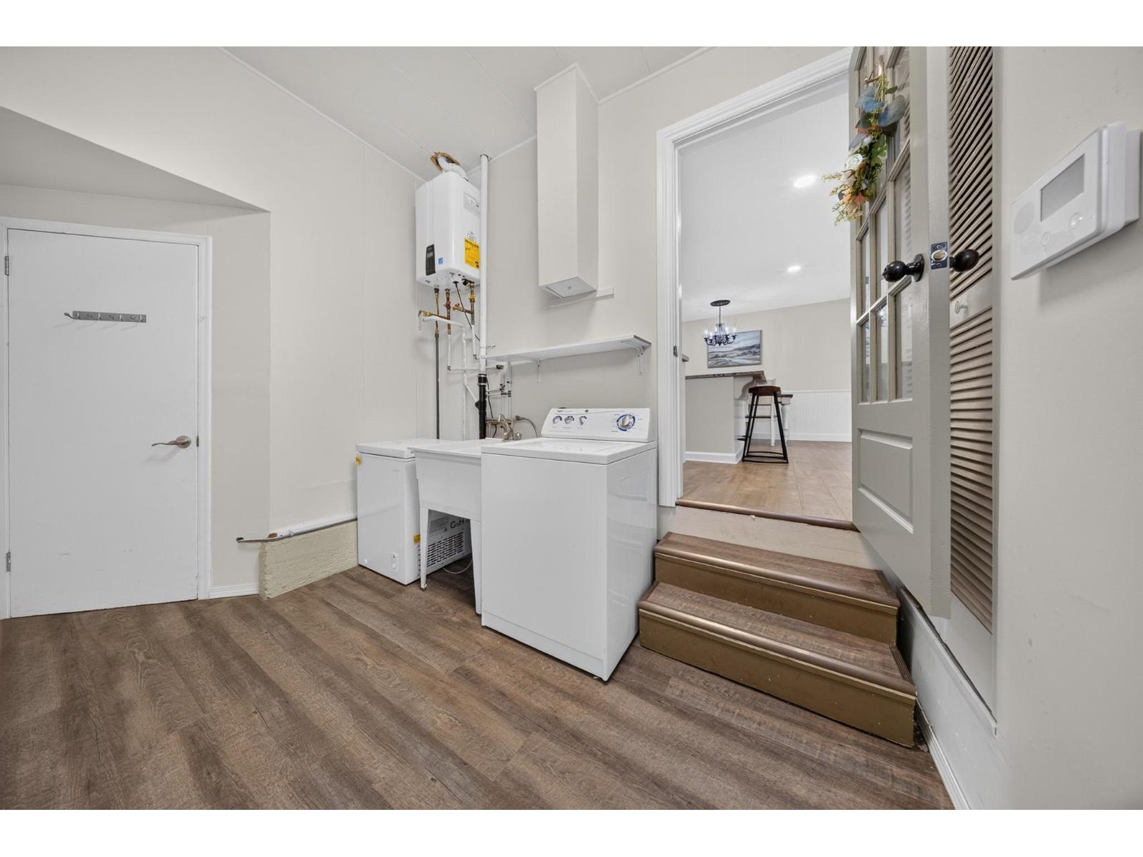 3 Bed, 1 Bath House for Sale in Chilliwack – 7194 ROCHESTER AVENUE, Sardis West Vedder, Chilliwack – MLS# R3148461 - Image 19