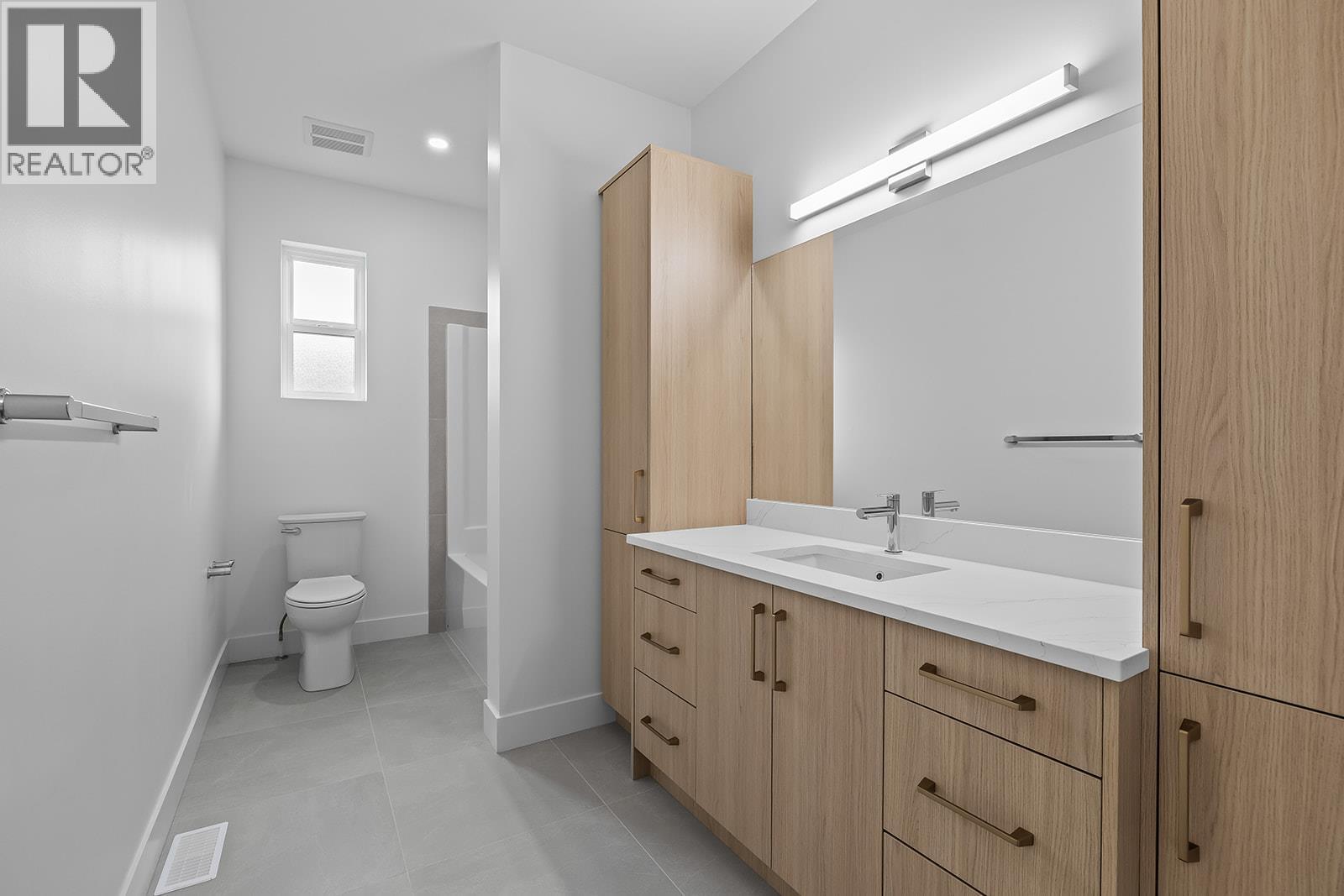 #3 662 Birch Avenue - Image 31
