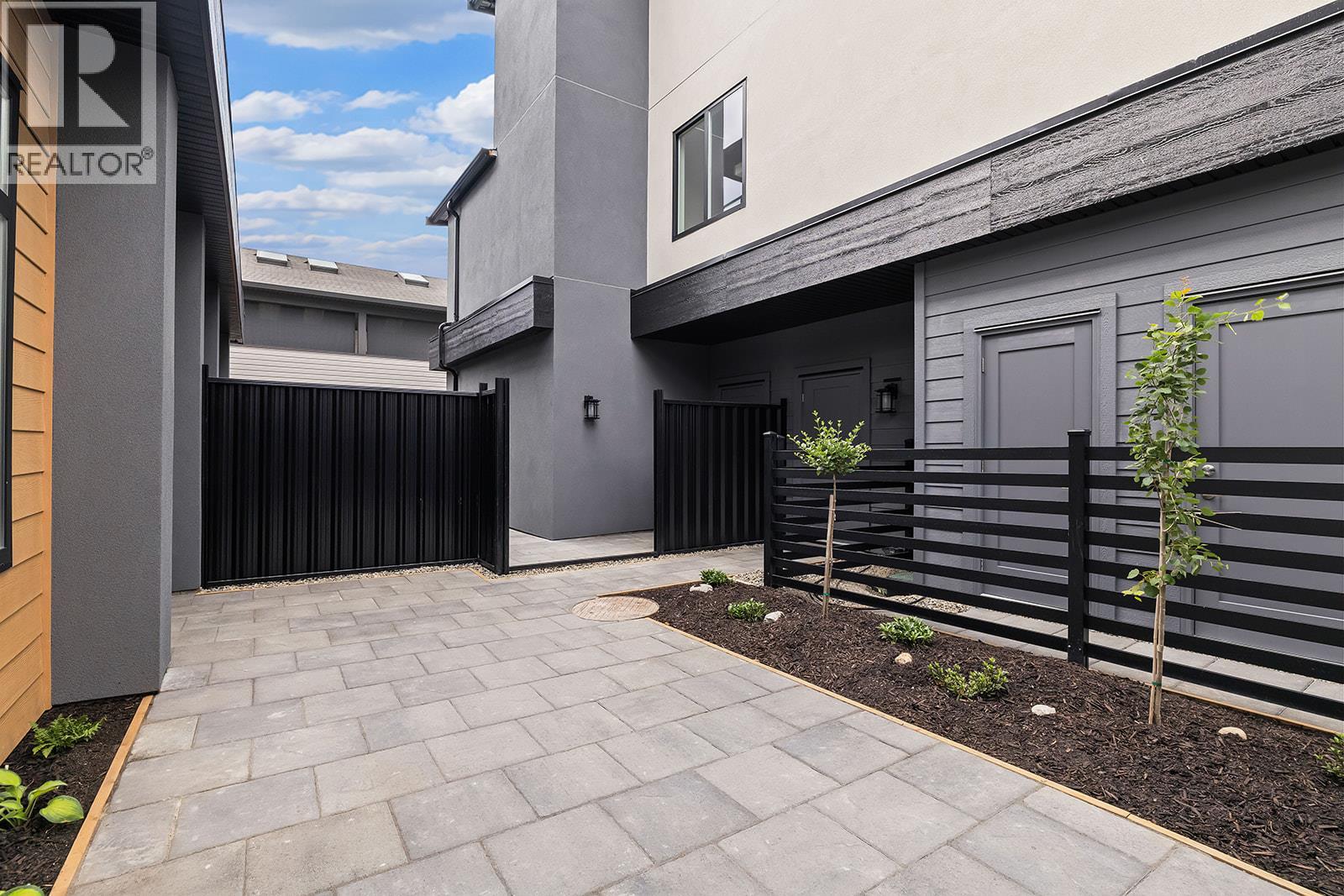 #3 662 Birch Avenue - Image 3