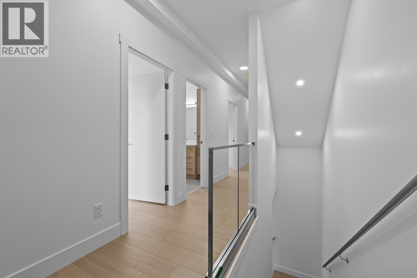 #3 662 Birch Avenue - Image 27