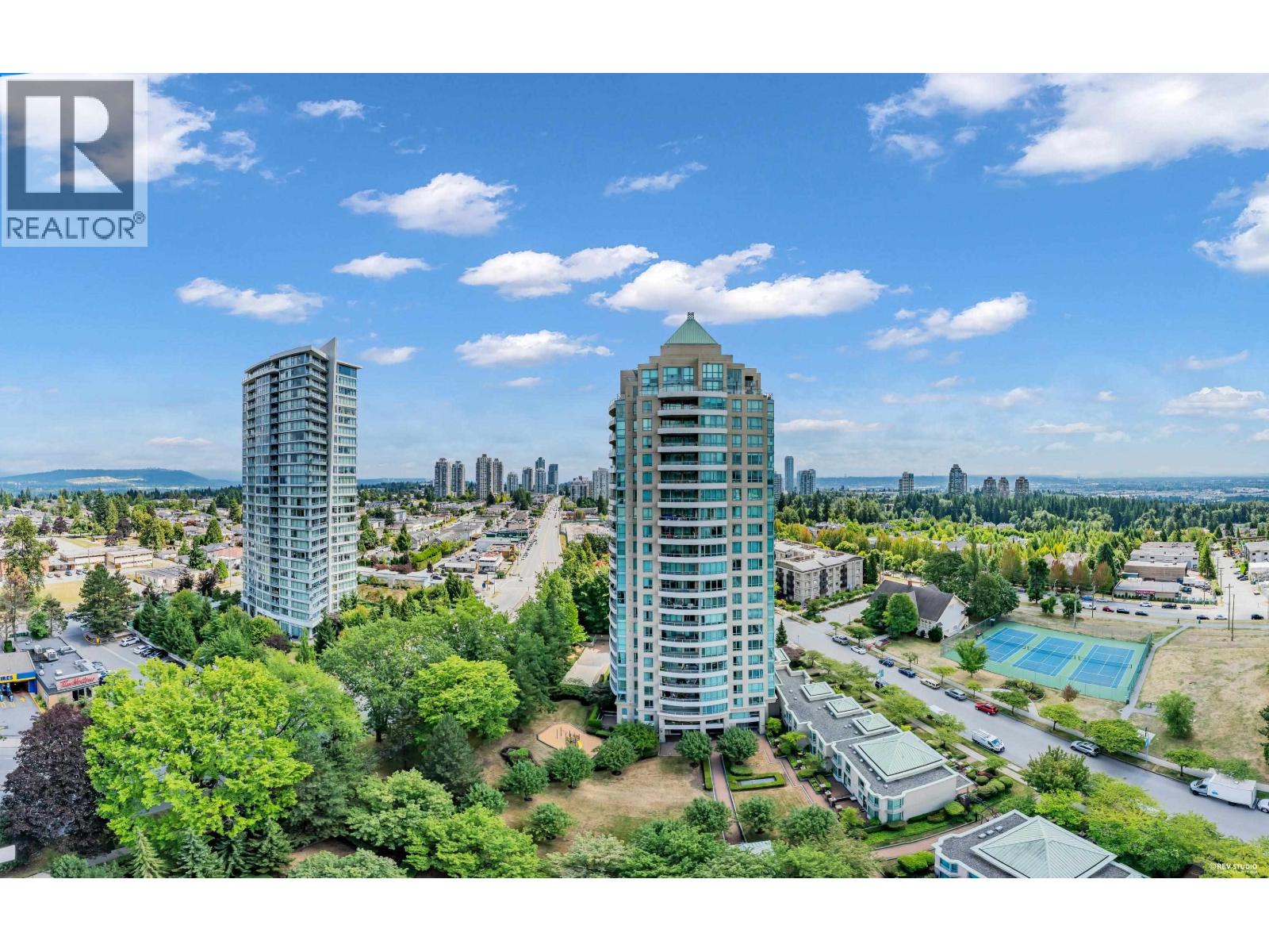 2 Bed, 2 Bath House for Sale in Burnaby – 1702 6611 SOUTHOAKS CRESCENT, Burnaby – MLS# R3148443 - Image 27