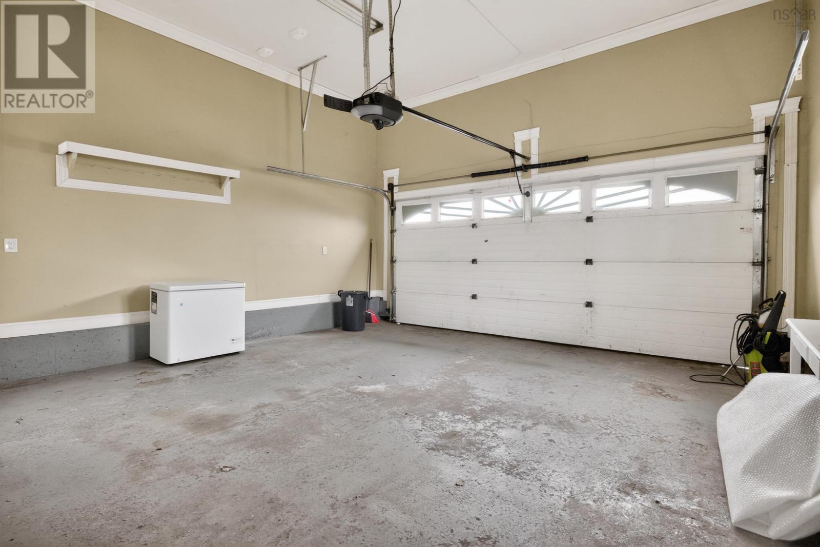 144 Pinewood Crescent - 21