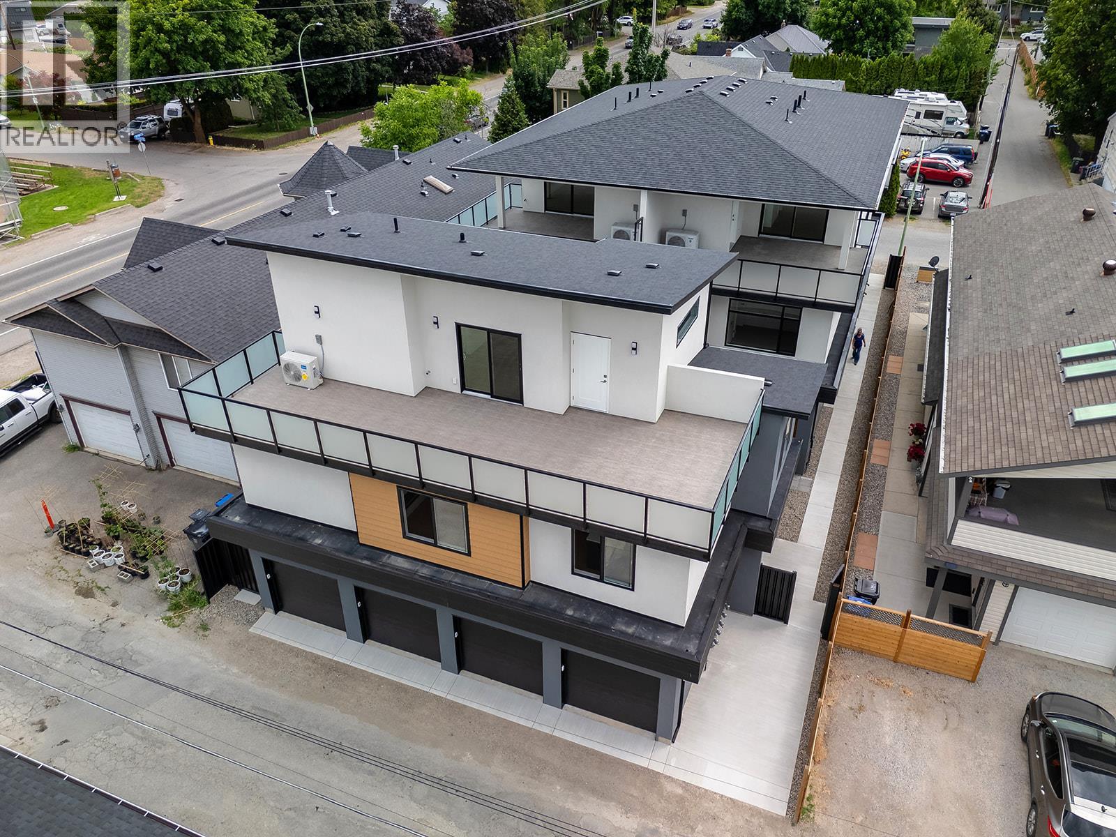 #5 662 Birch Avenue - 3