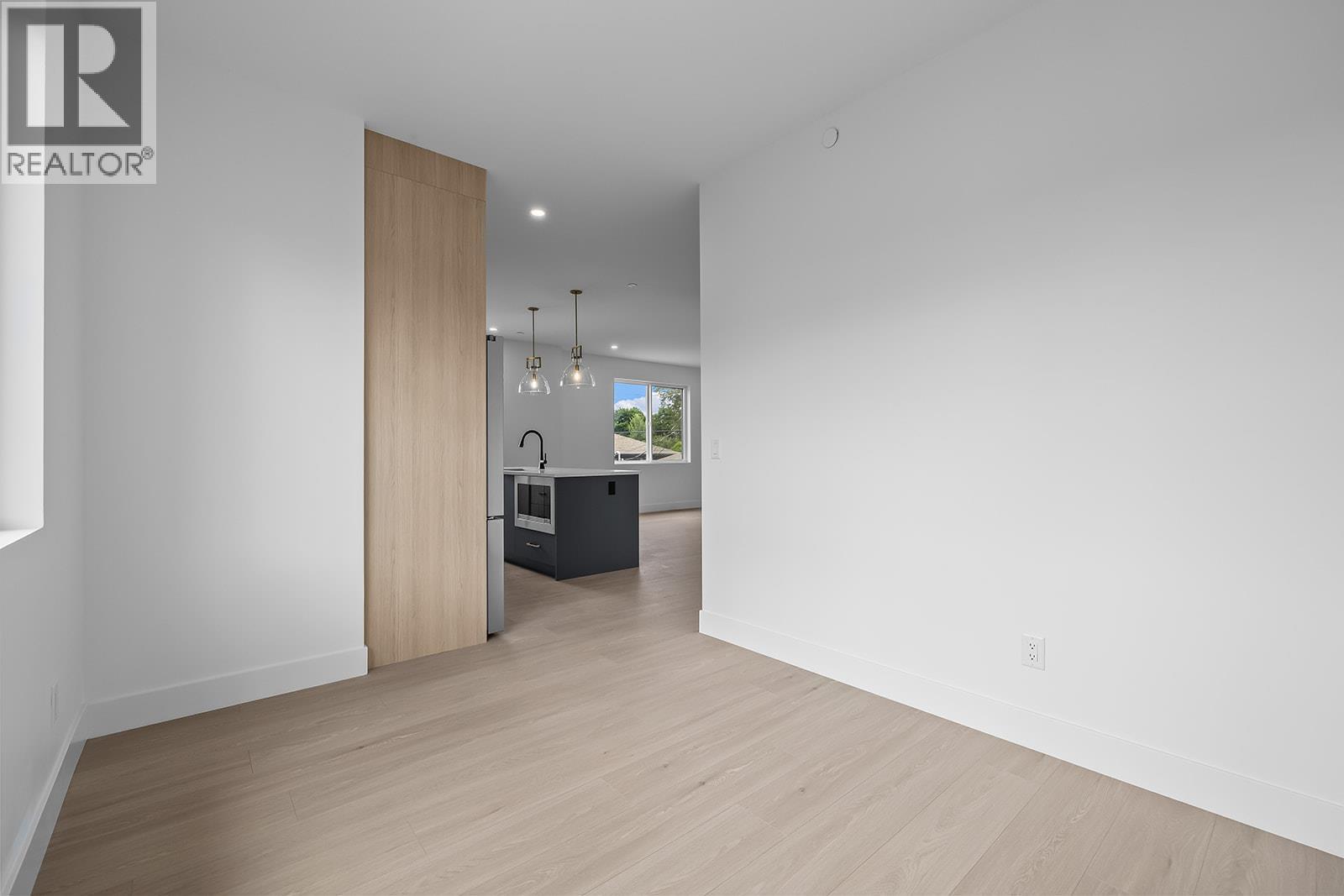 #5 662 Birch Avenue - Image 19
