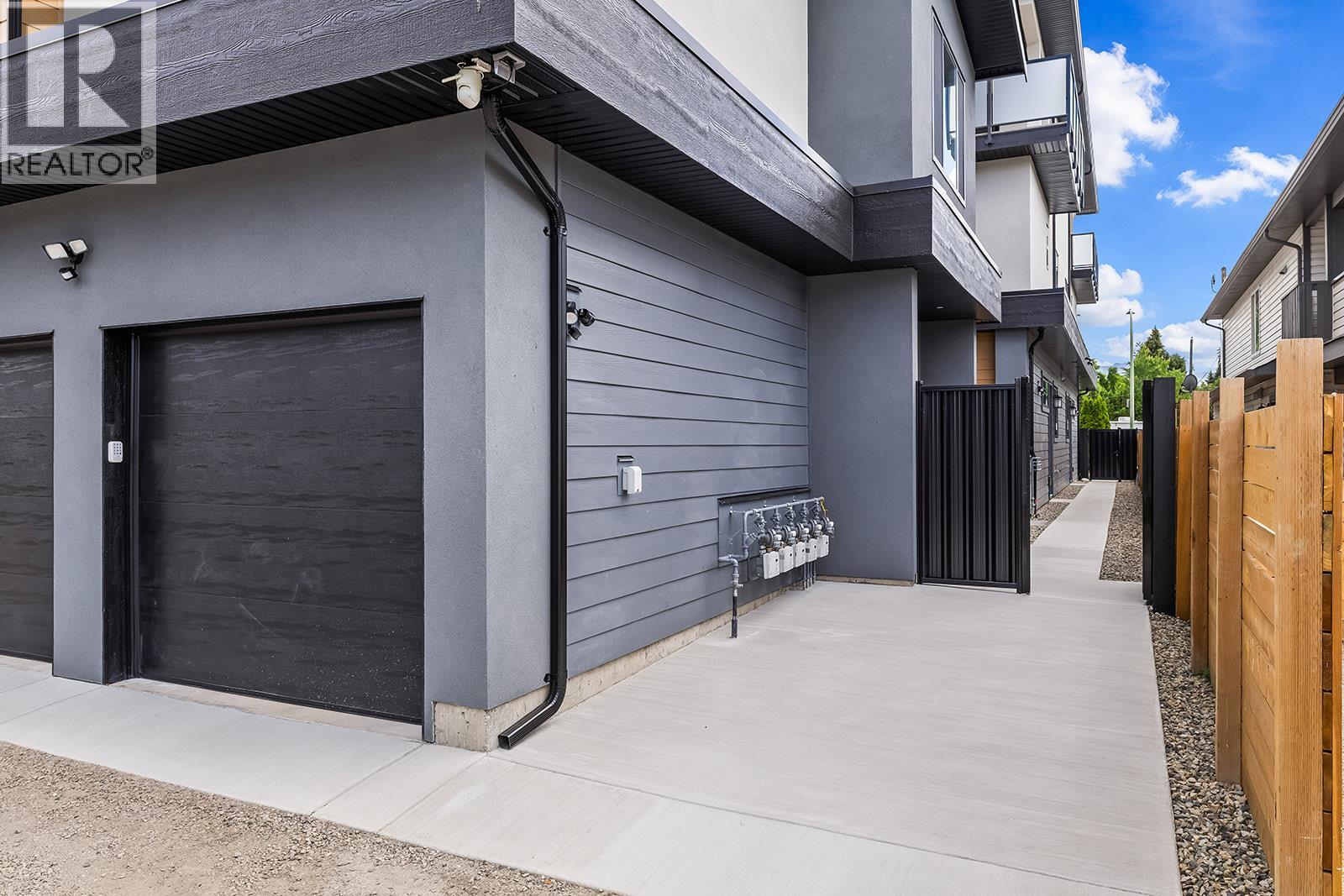 #5 662 Birch Avenue - Image 46