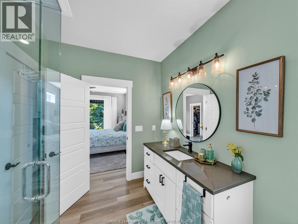 36 MANUEL COURT - 20