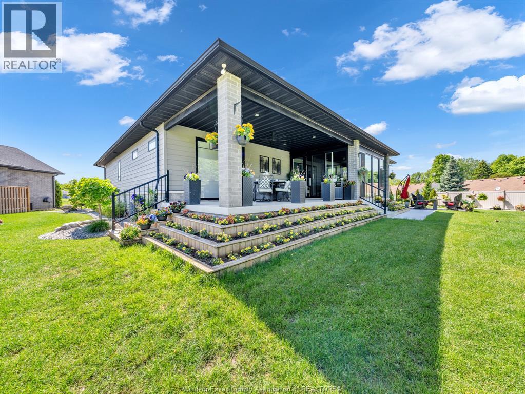 36 MANUEL COURT - 44