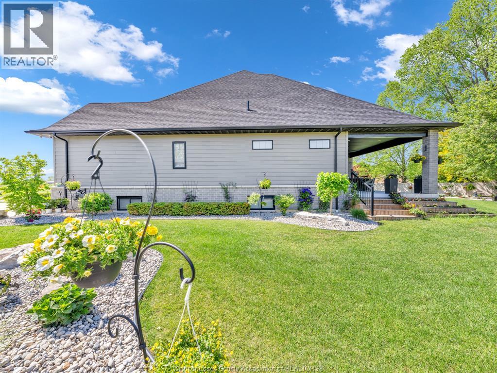 36 MANUEL COURT - 46