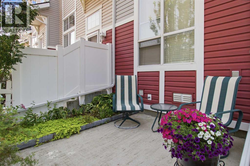 3032 New Brighton Gardens SE - 3