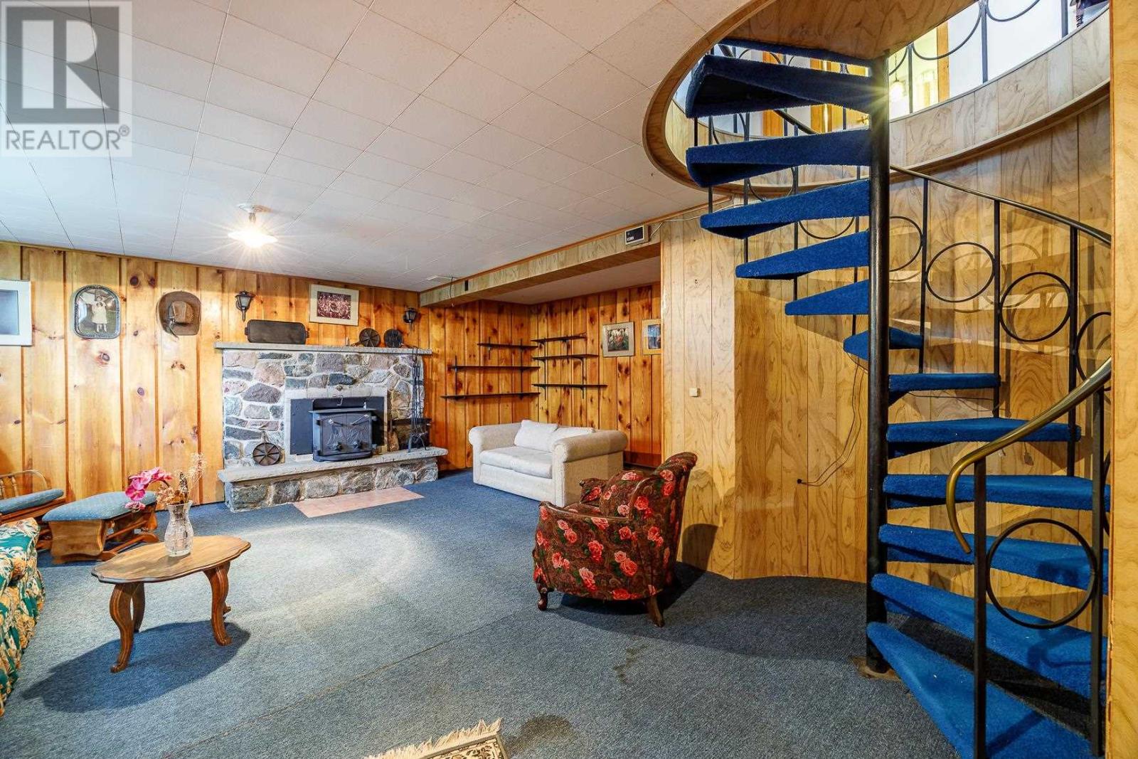 1088 Third LINE E - 23
