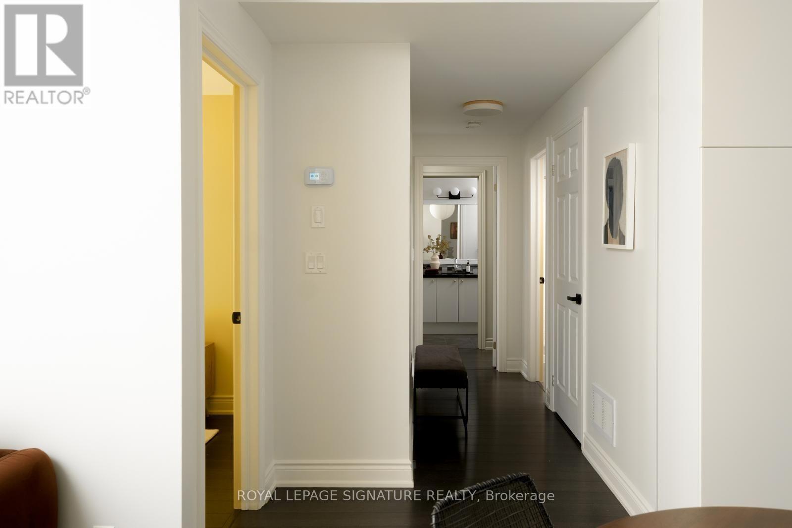 #81 30 CARNATION AVENUE - 12
