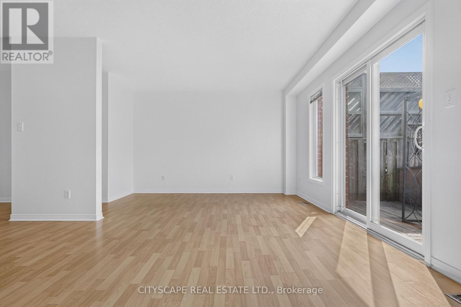 244 SOPHIA CRESCENT - Image 16
