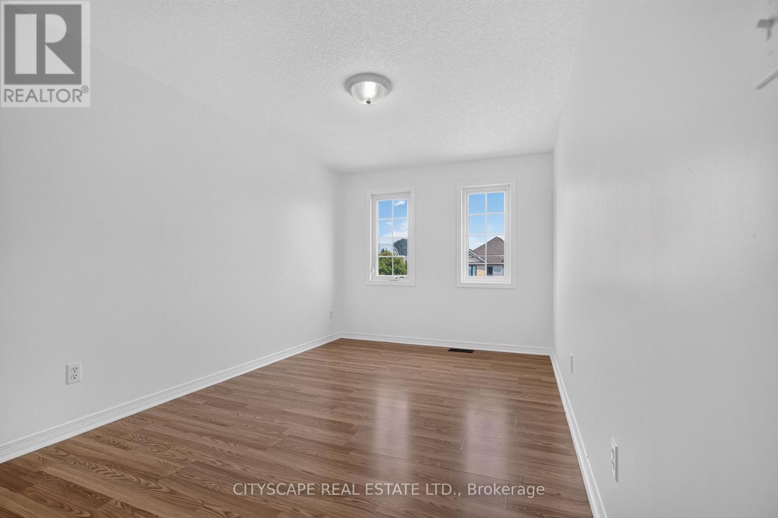 244 SOPHIA CRESCENT - Image 30
