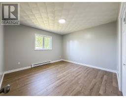 33-35 Markland Road thumbnail 15