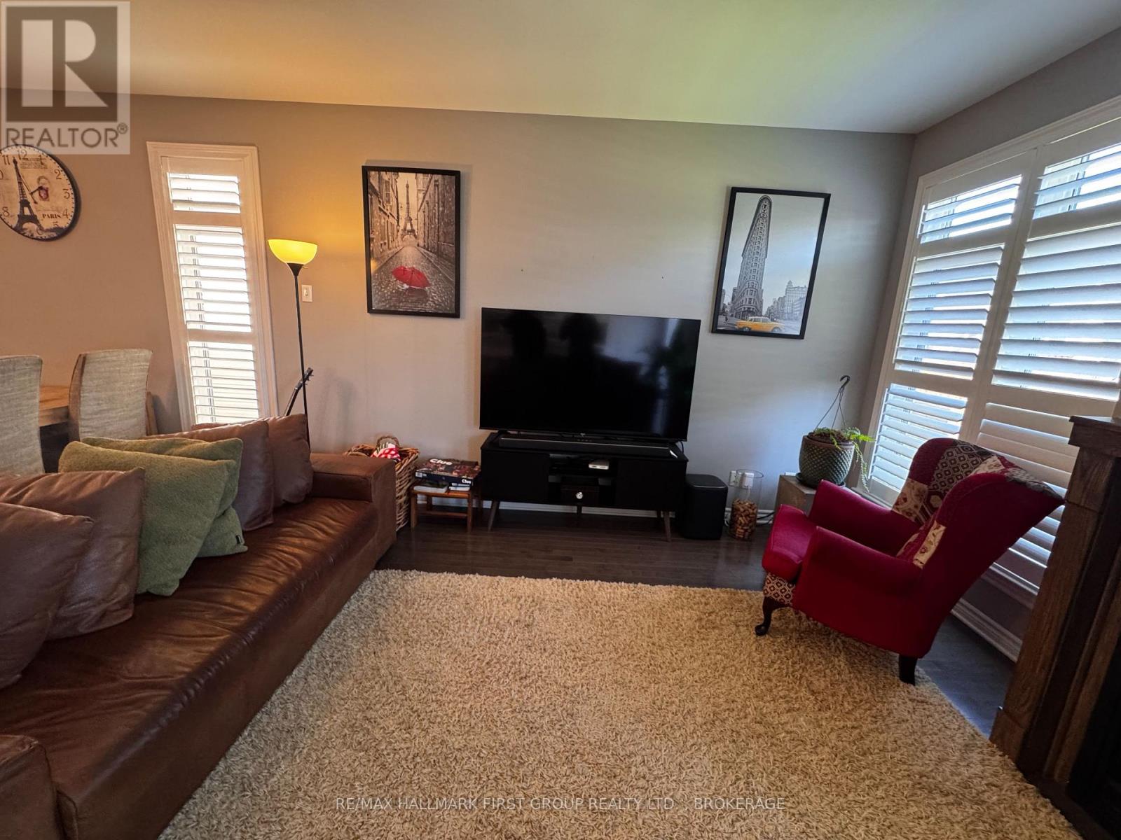 1098 WOODHAVEN DRIVE - 17