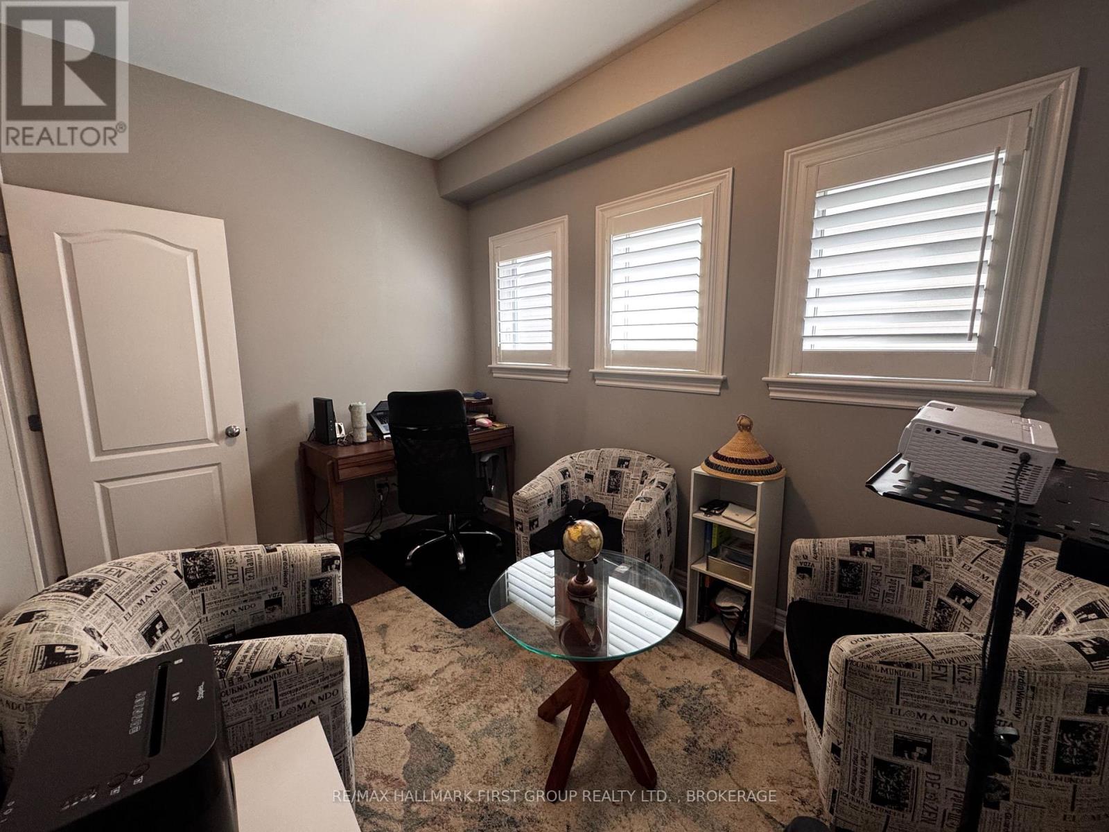 1098 WOODHAVEN DRIVE - 36