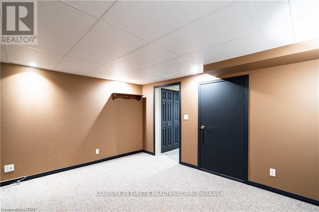 #60 44 HOMESTEAD CRESCENT - 10