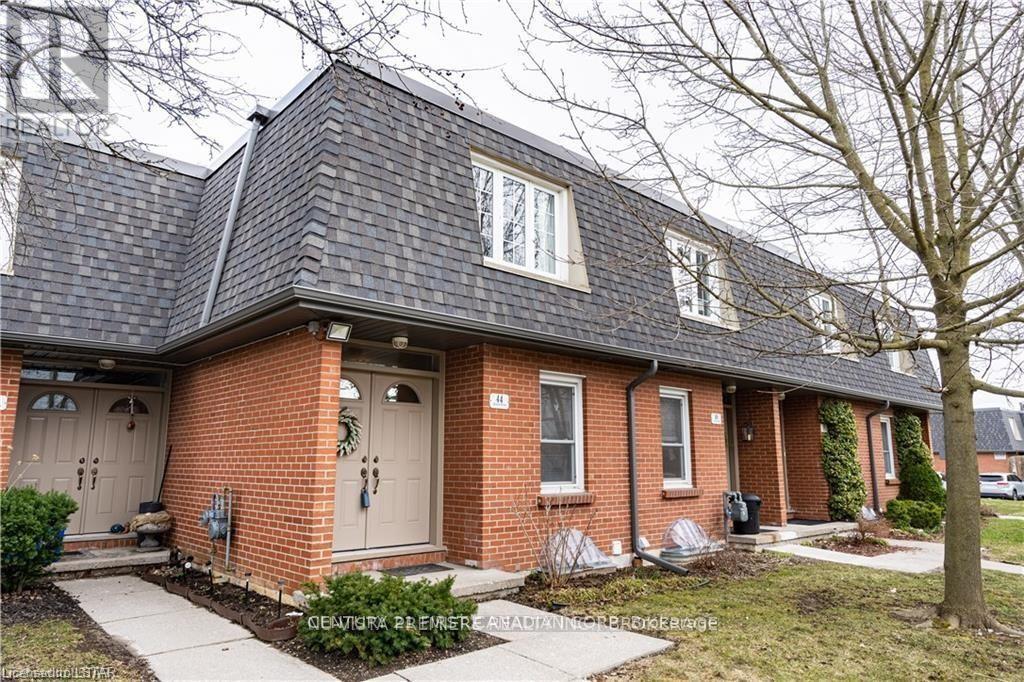 #60 44 HOMESTEAD CRESCENT - 2