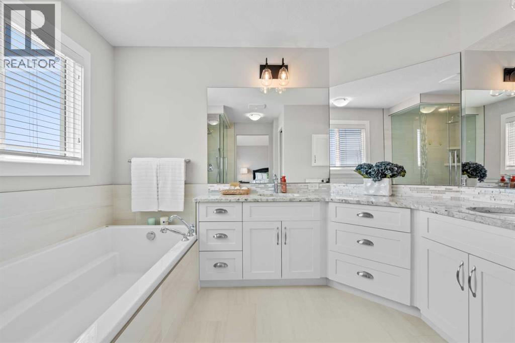 237 Kinniburgh Way - 23