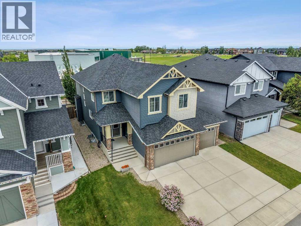 237 Kinniburgh Way - 1