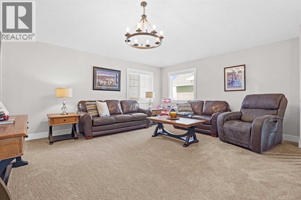 237 Kinniburgh Way - 18