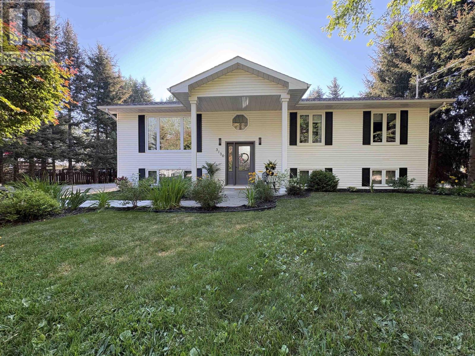 3130 Fairview AVE - 1