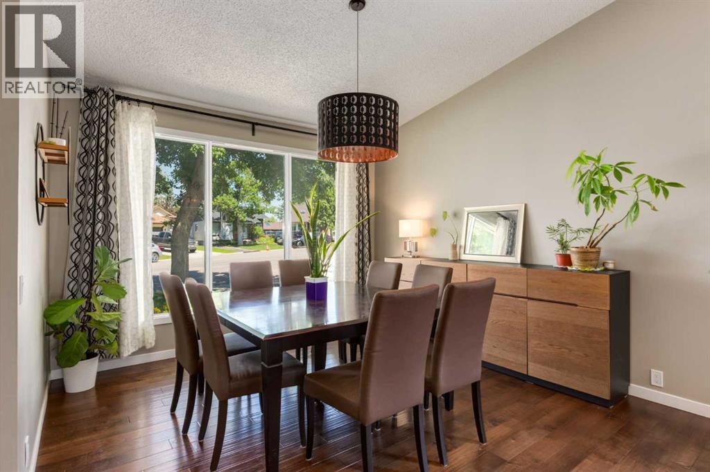 32 Berkley Place NW - Image 3
