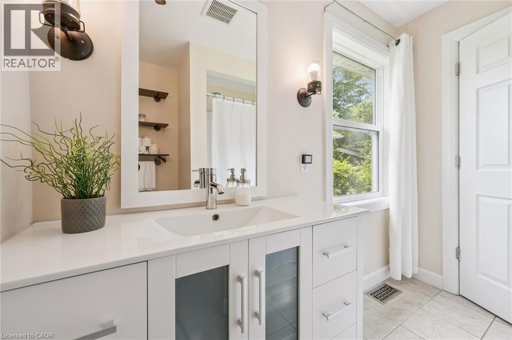 129 FLORENCE Avenue - Image 19