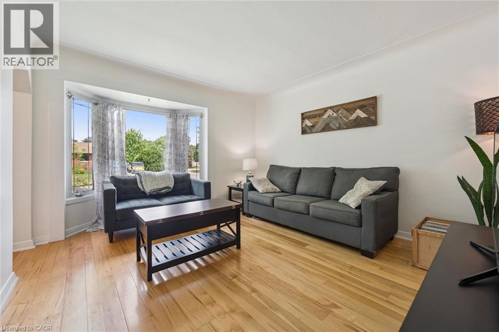 129 FLORENCE Avenue - 12