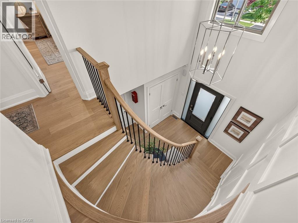 1253 STEPHENSON Drive - Image 17