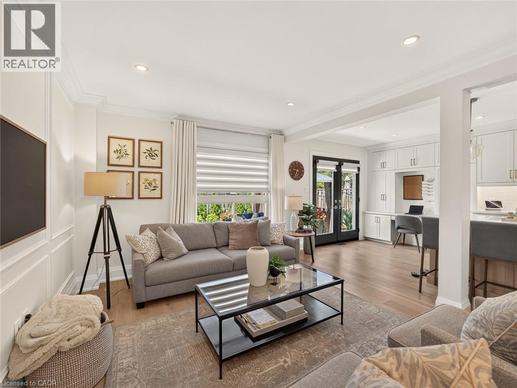 1253 STEPHENSON Drive - Image 9