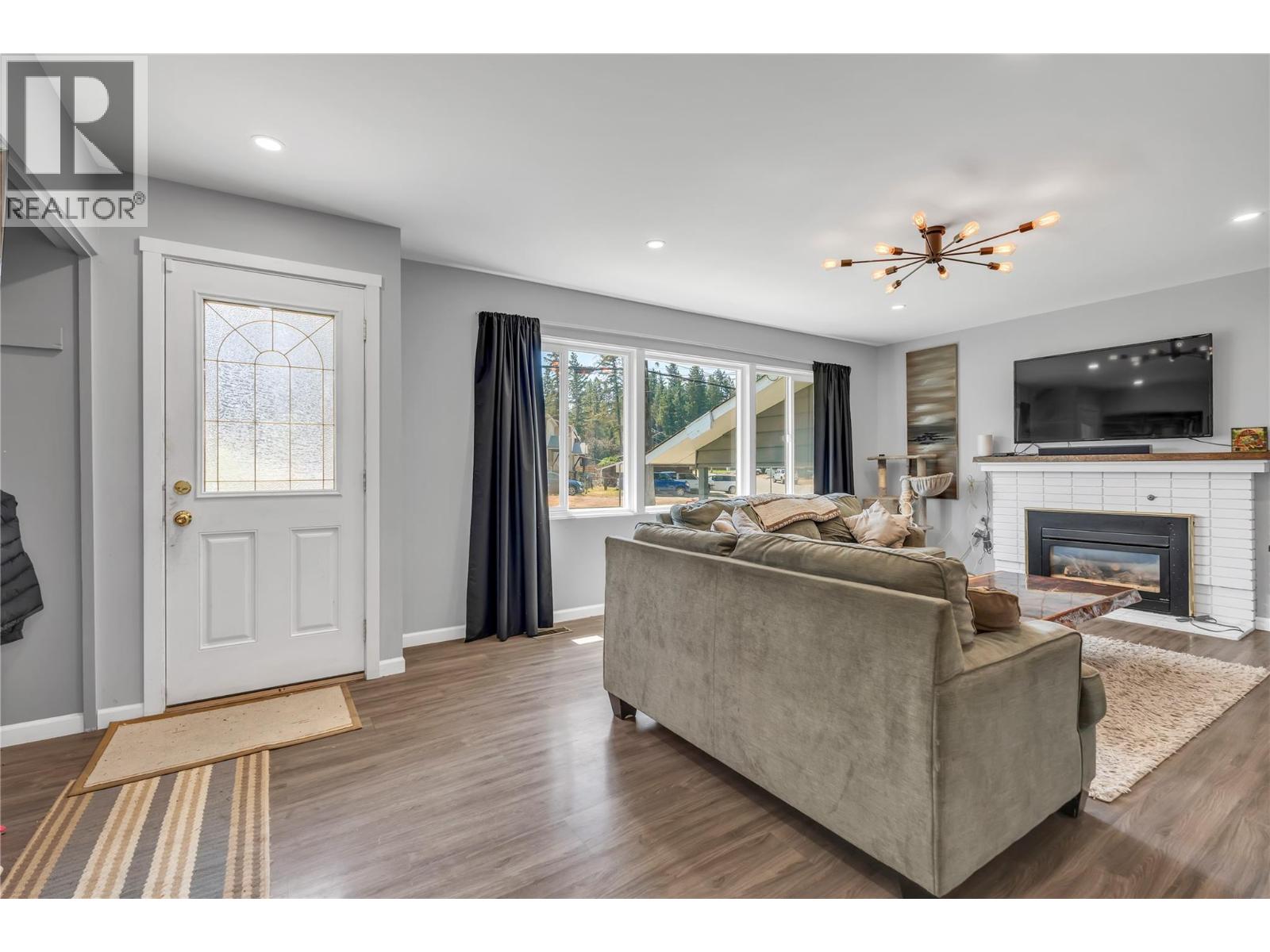 102 Ridgewood Drive - 10