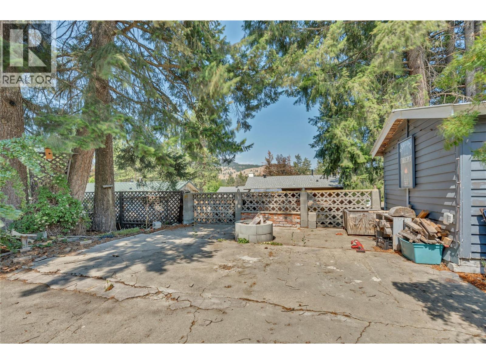 102 Ridgewood Drive - 6