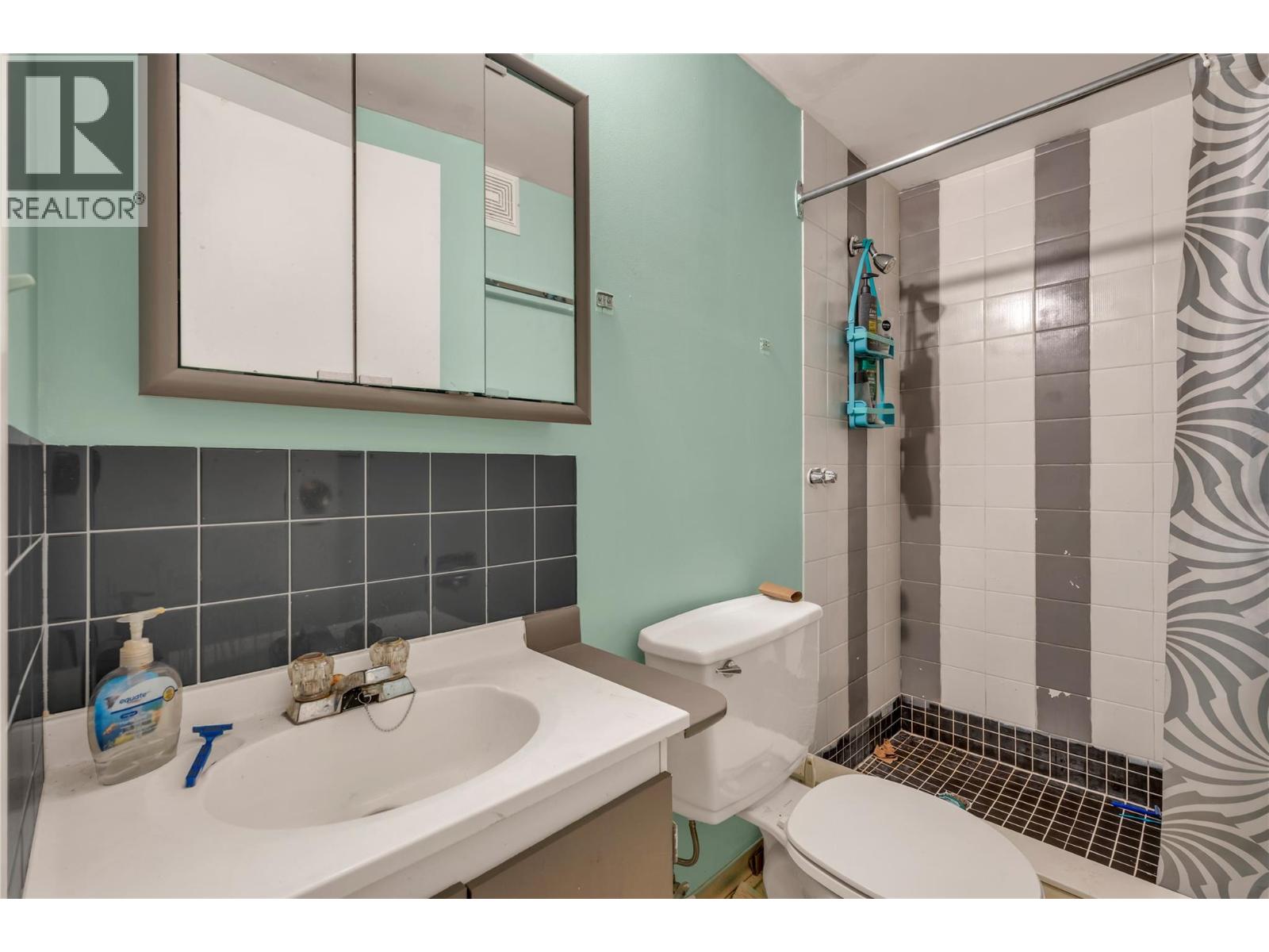 102 Ridgewood Drive - 36