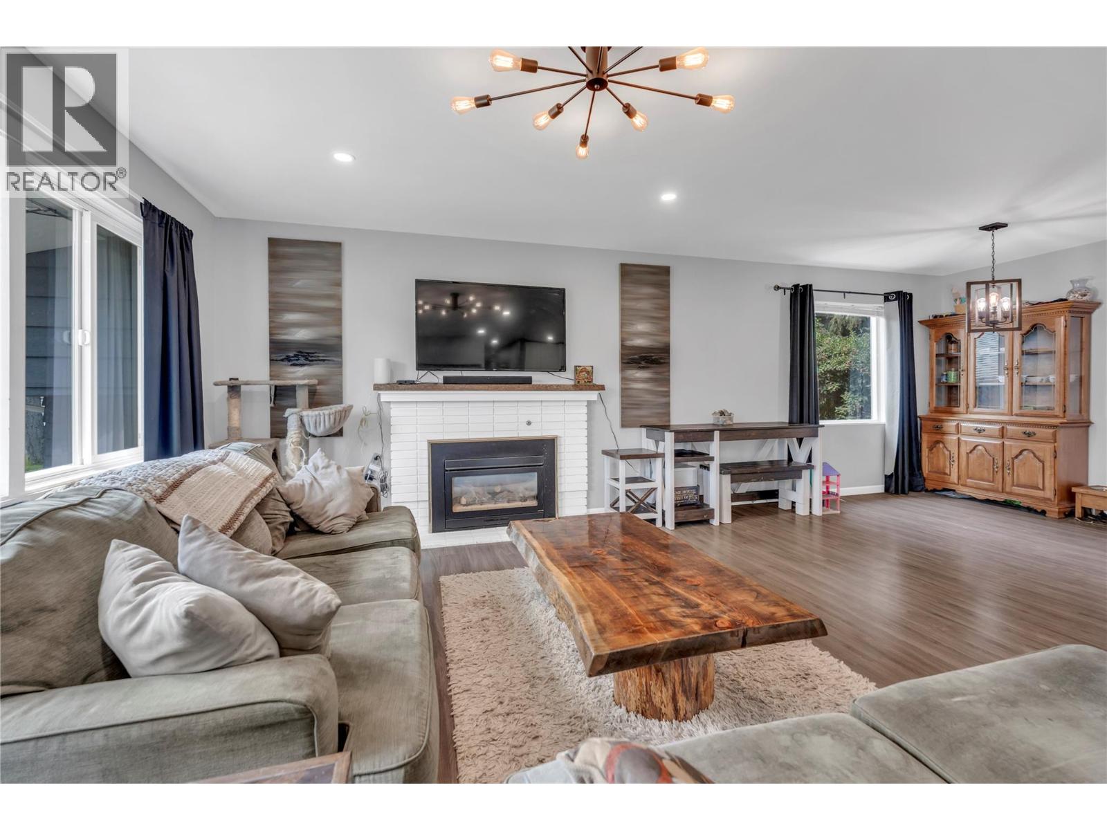 102 Ridgewood Drive - 12